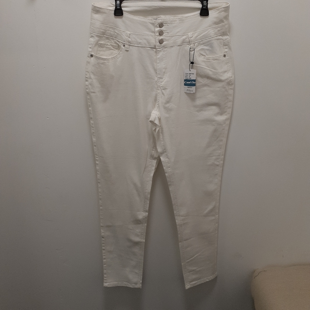Suzanne Betro White Denim Pants